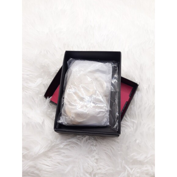 AVON LINKED TOGETHER TWO-TONE STATEMENT NECKLACE (TWO-TONE) RARE ~ NEW SEALED!!! - Picture 3 of 6